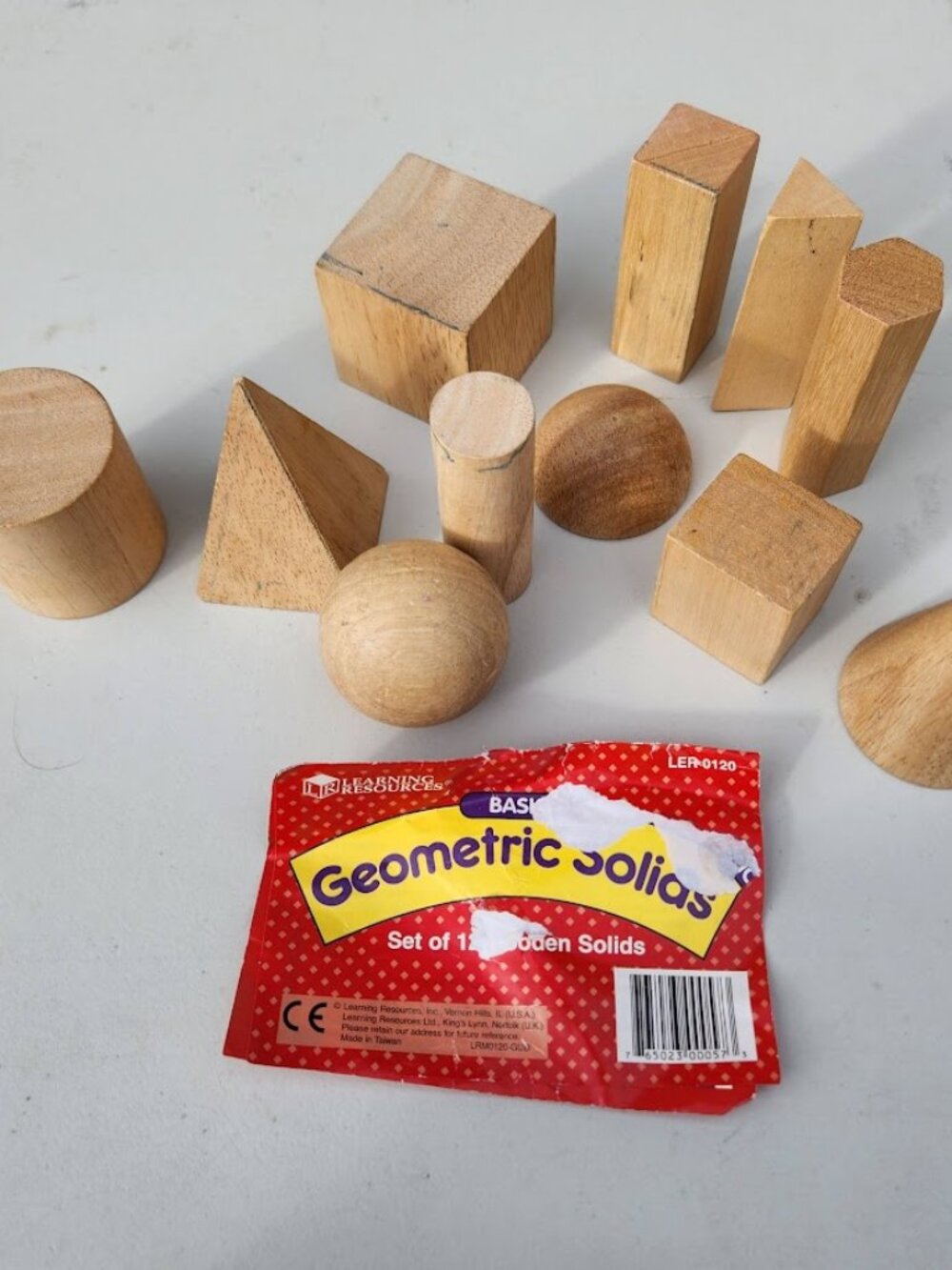 Wooden Geometric Solids Set Wood Shapes 3D Geometry Volume Solid, smooth 3-dimen
